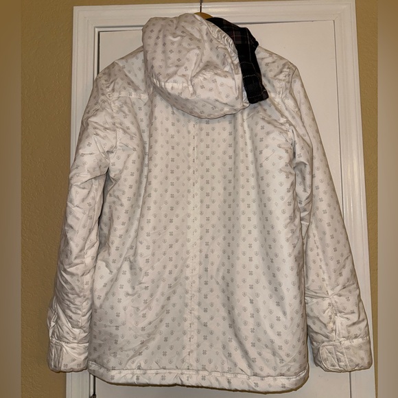 Quicksilver Snowboarding Outdoor Jacket - Picture 2 of 16